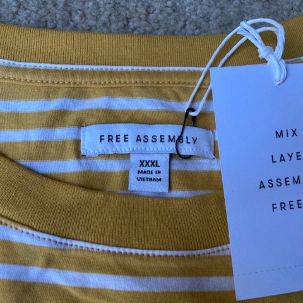 Free Assembly Boyfriend Tee NWT - Picture 3 of 5